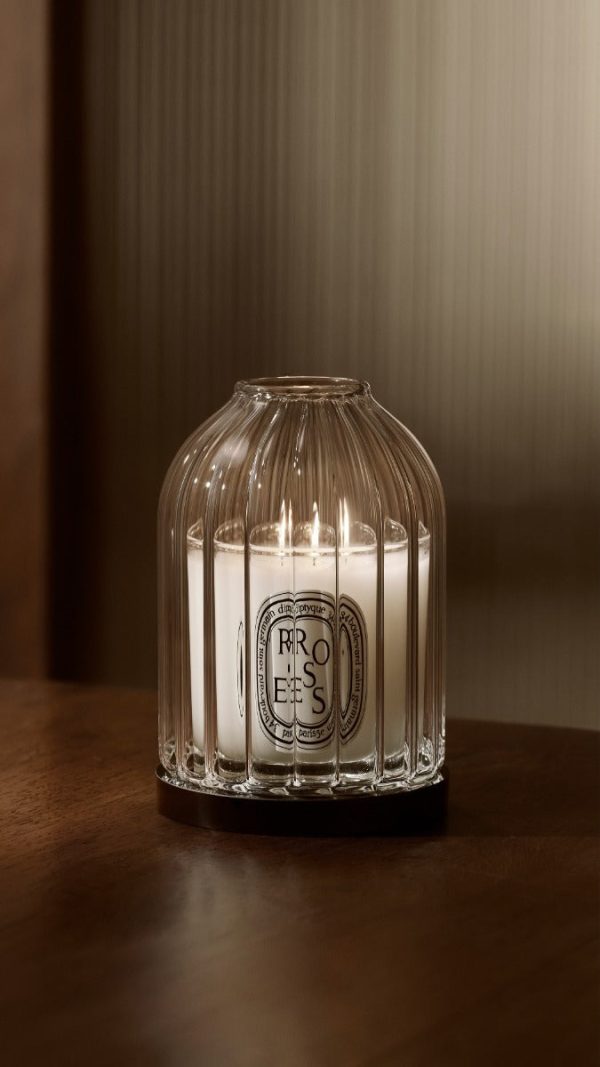 Ribbed candle holder - For small candles