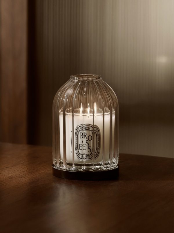 Ribbed candle holder - For small candles